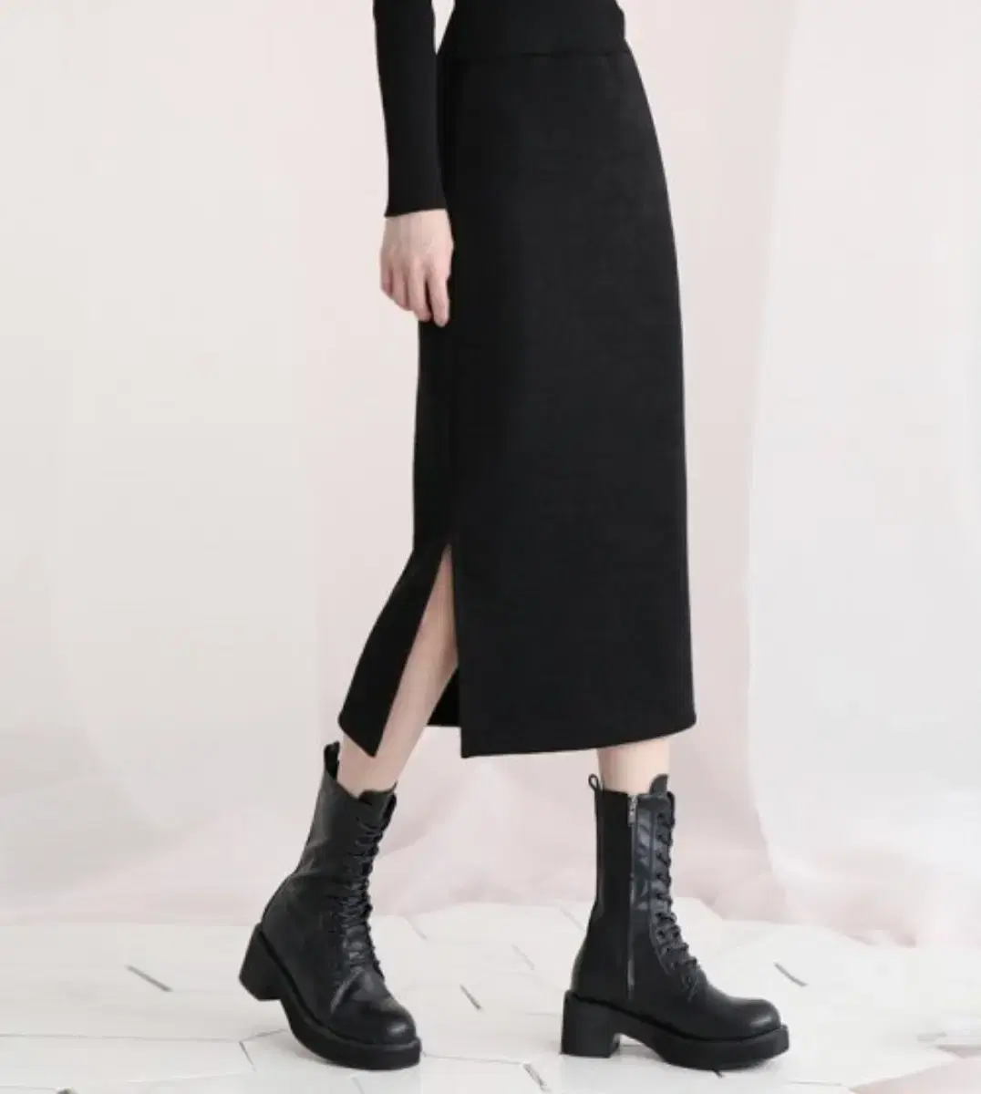 어반드레스 golgi banding slit skirt BLACK